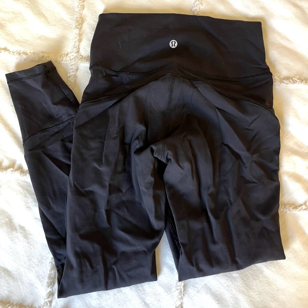 Lululemon Like New In Motion Yoga Leggings - Size 4